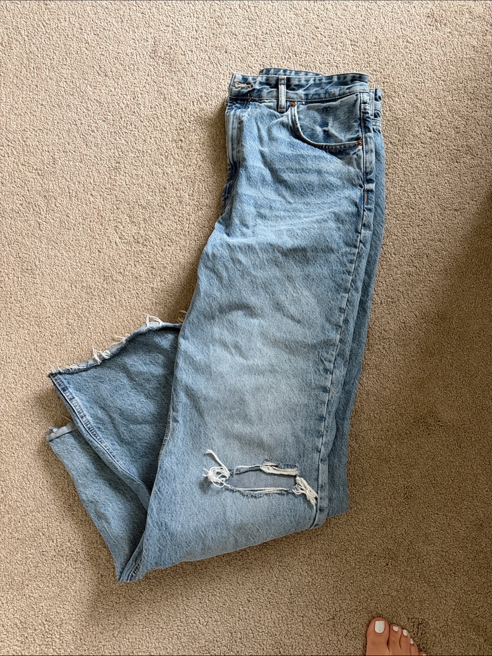 Light Wash Distressed Baggy Jeans - Picture 2 of 4